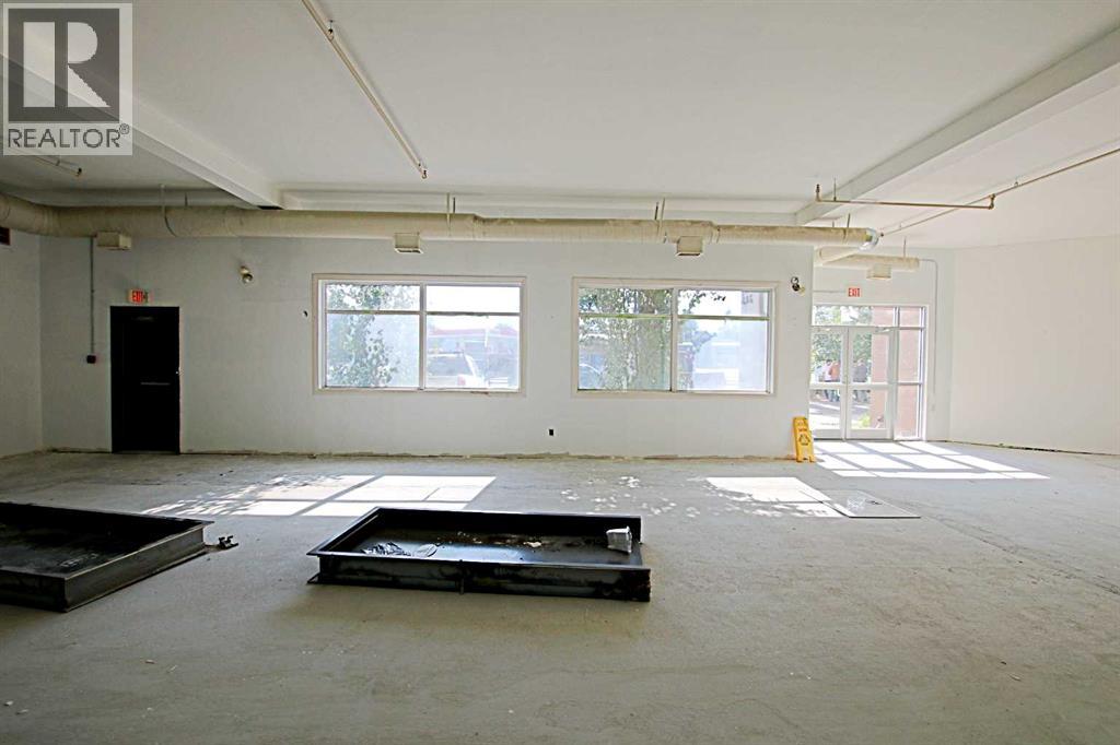 8200 Franklin Avenue Property Photo 9