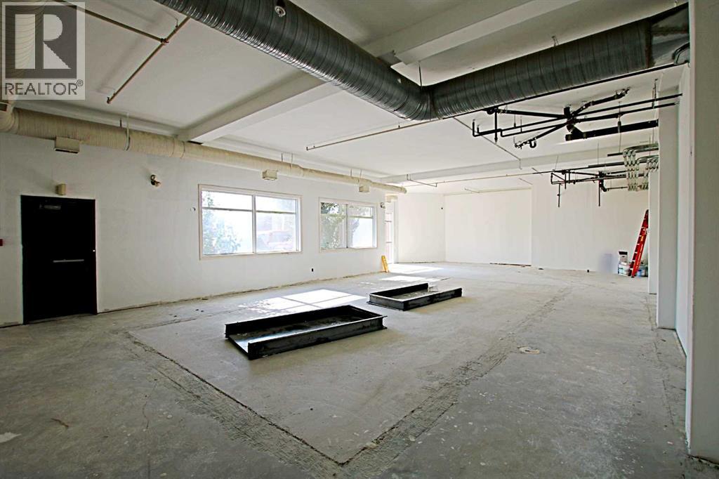 8200 Franklin Avenue Property Photo 12