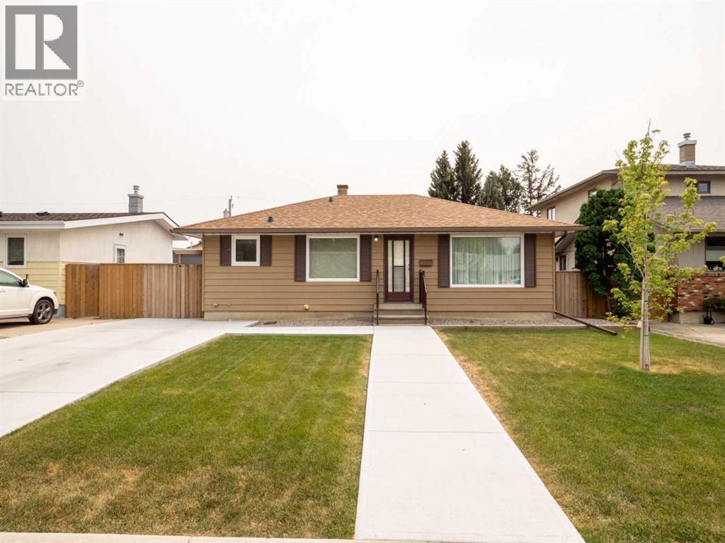 2110 19 Avenue S Property Photo 1