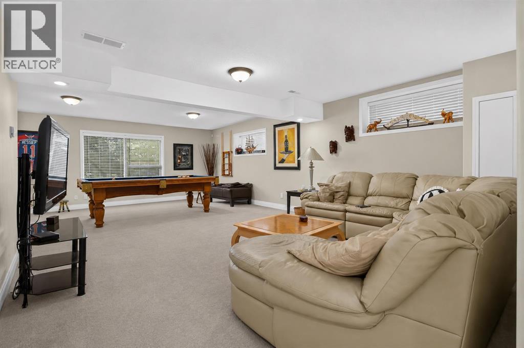44 Strathlea Close Sw Property Photo 27