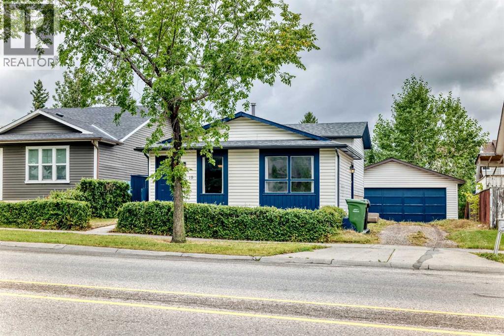 19 Falshire Drive Ne Property Photo 3