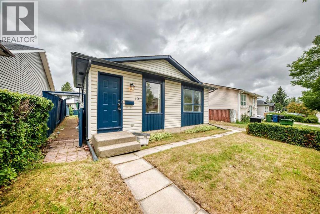 19 Falshire Drive Ne Property Photo 4
