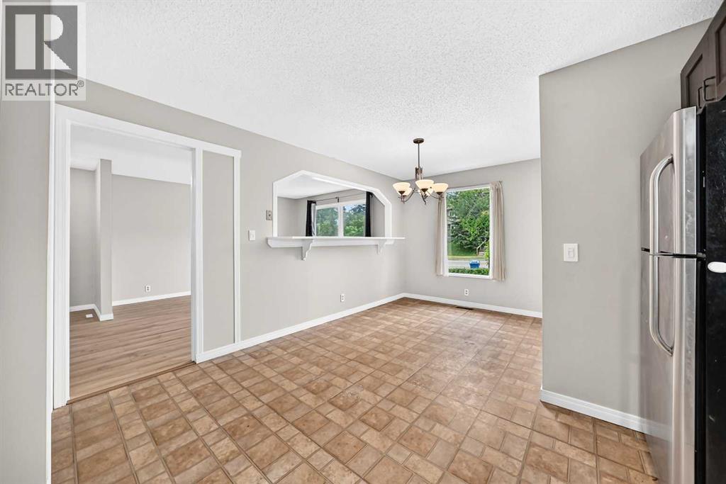 19 Falshire Drive Ne Property Photo 9