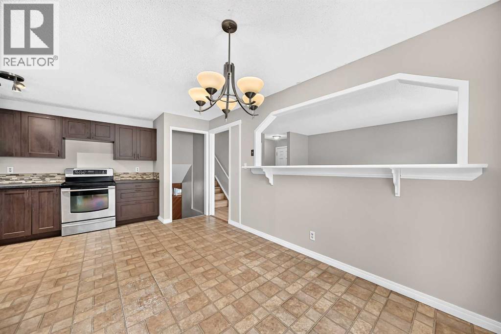 19 Falshire Drive Ne Property Photo 11