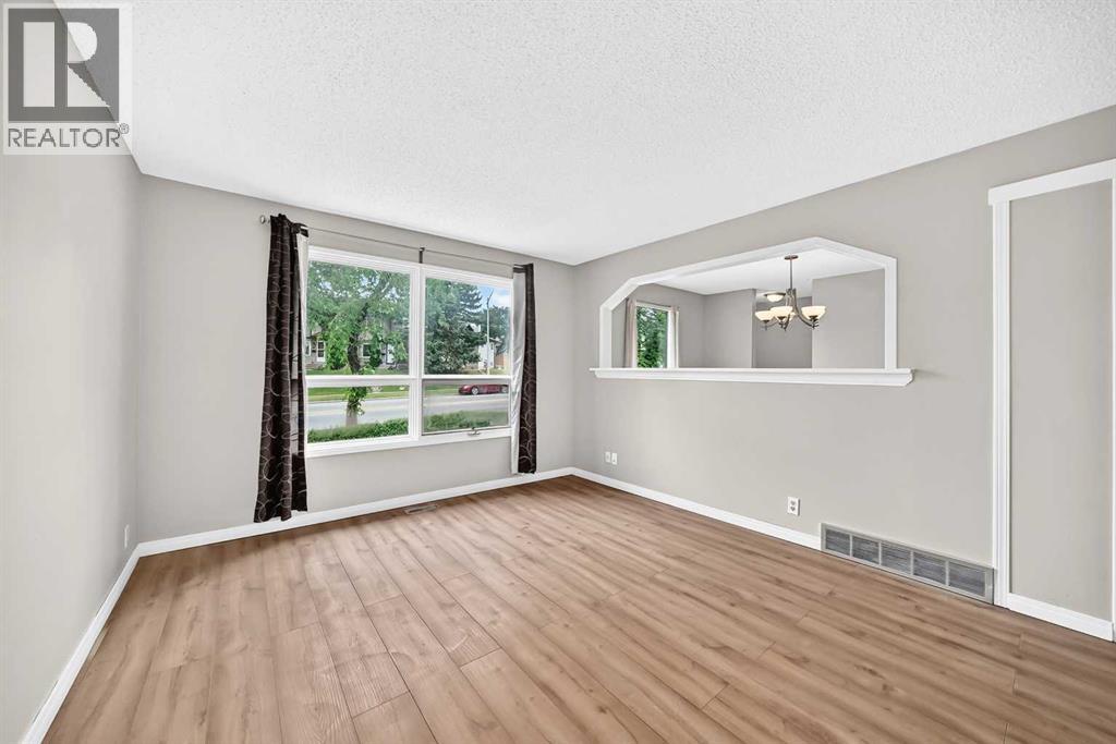 19 Falshire Drive Ne Property Photo 14