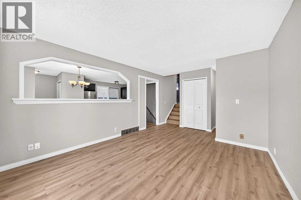 19 Falshire Drive Ne Property Photo 15
