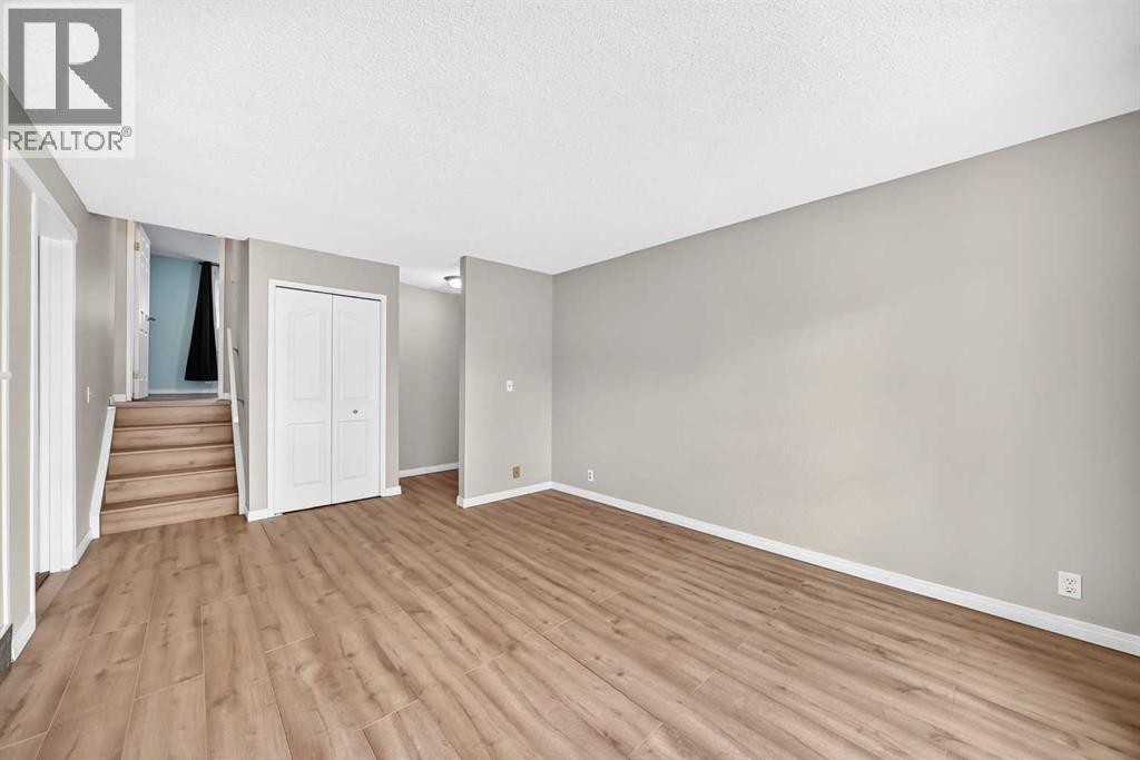 19 Falshire Drive Ne Property Photo 16