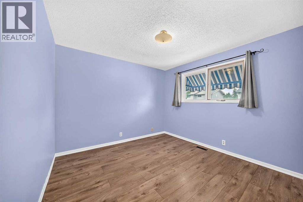 19 Falshire Drive Ne Property Photo 22