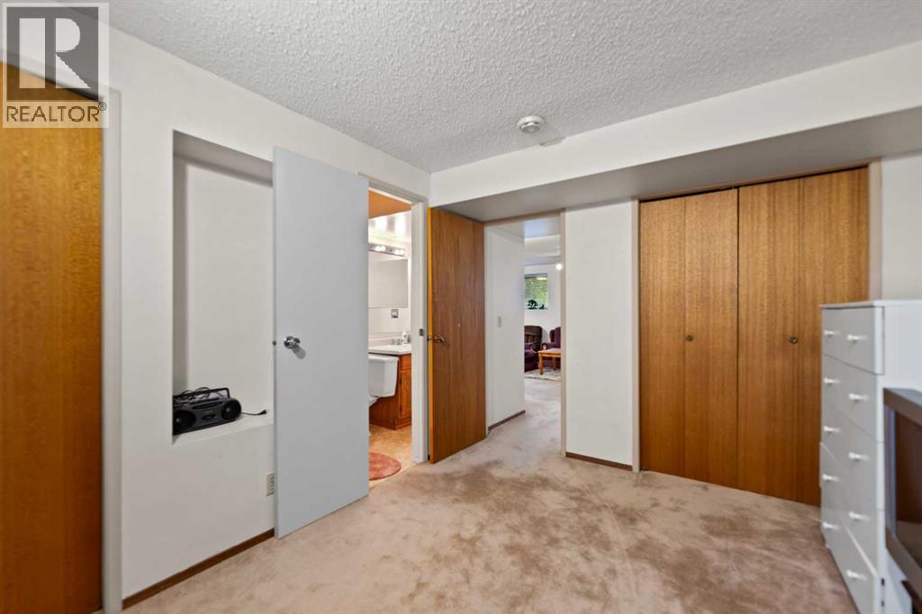 224 Berwick Way Nw Property Photo 25