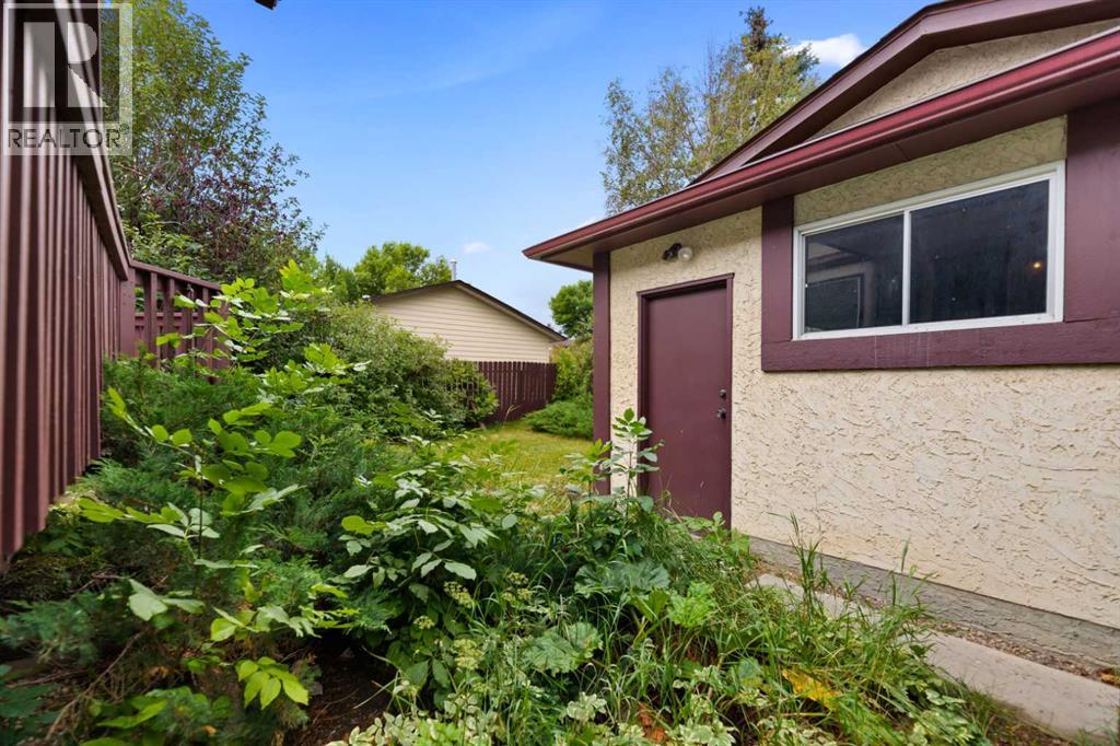 224 Berwick Way Nw Property Photo 30