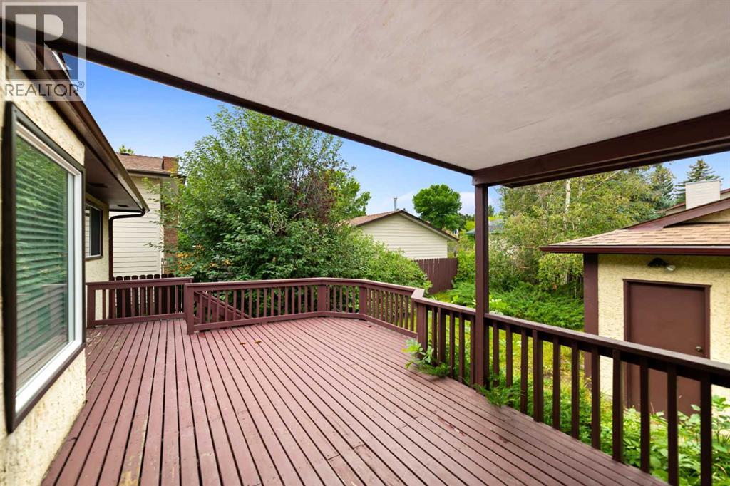 224 Berwick Way Nw Property Photo 33