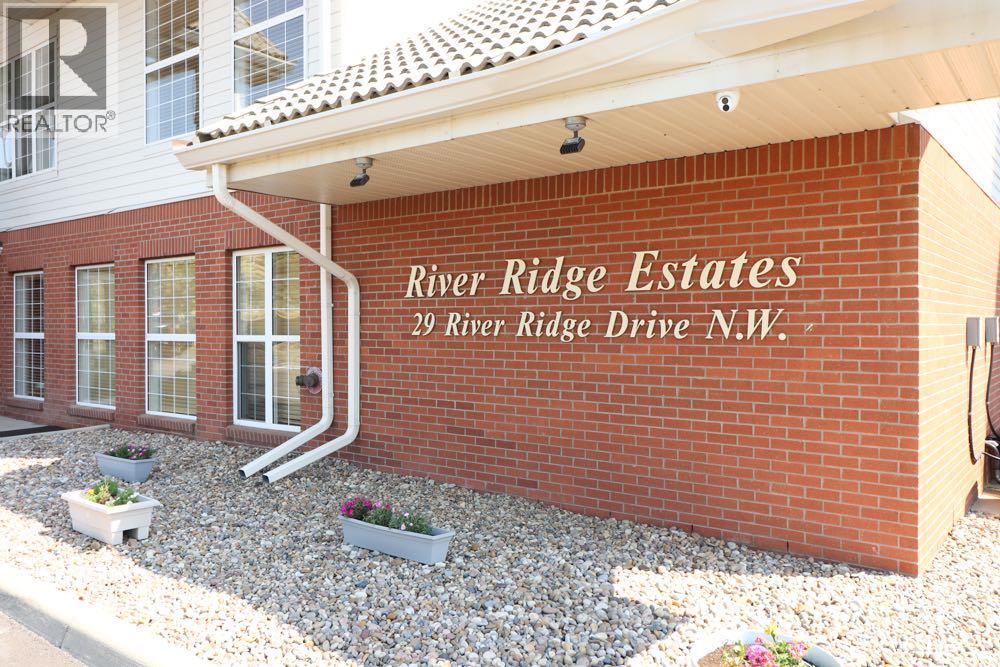 29 River Ridge Drive Northwest Property Photo 2