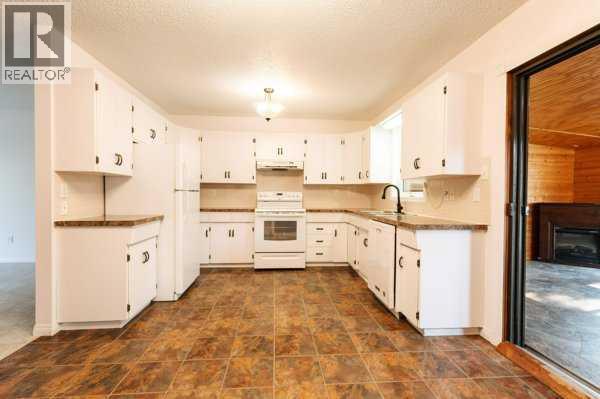 4106 Heirloom Crescent Property Photo 5
