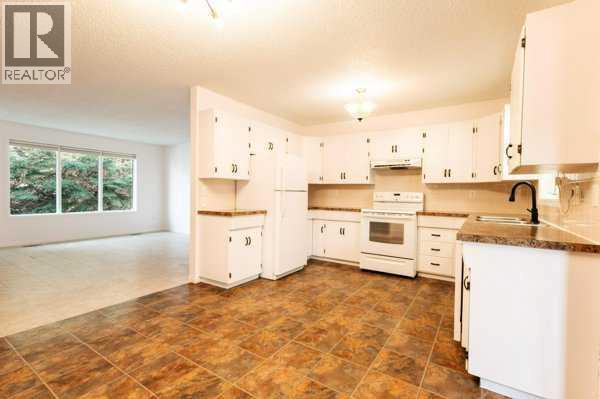 4106 Heirloom Crescent Property Photo 8