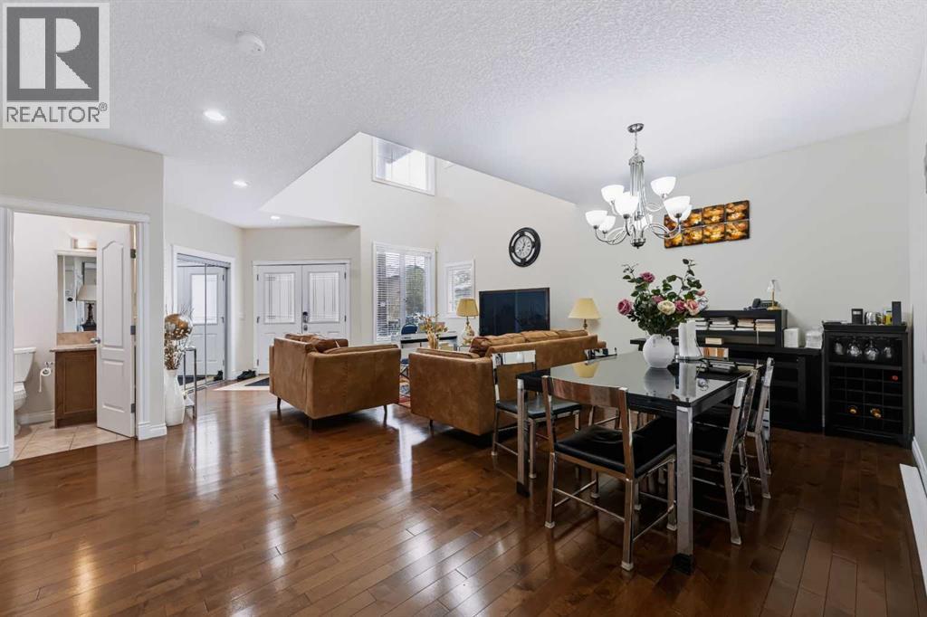 8245 Saddlebrook Drive Ne Property Photo 4
