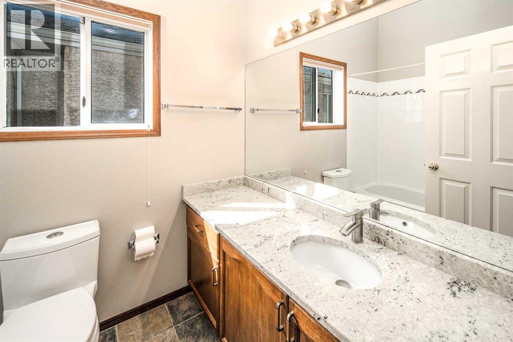 131 Edgebrook Close Nw Property Photo 26