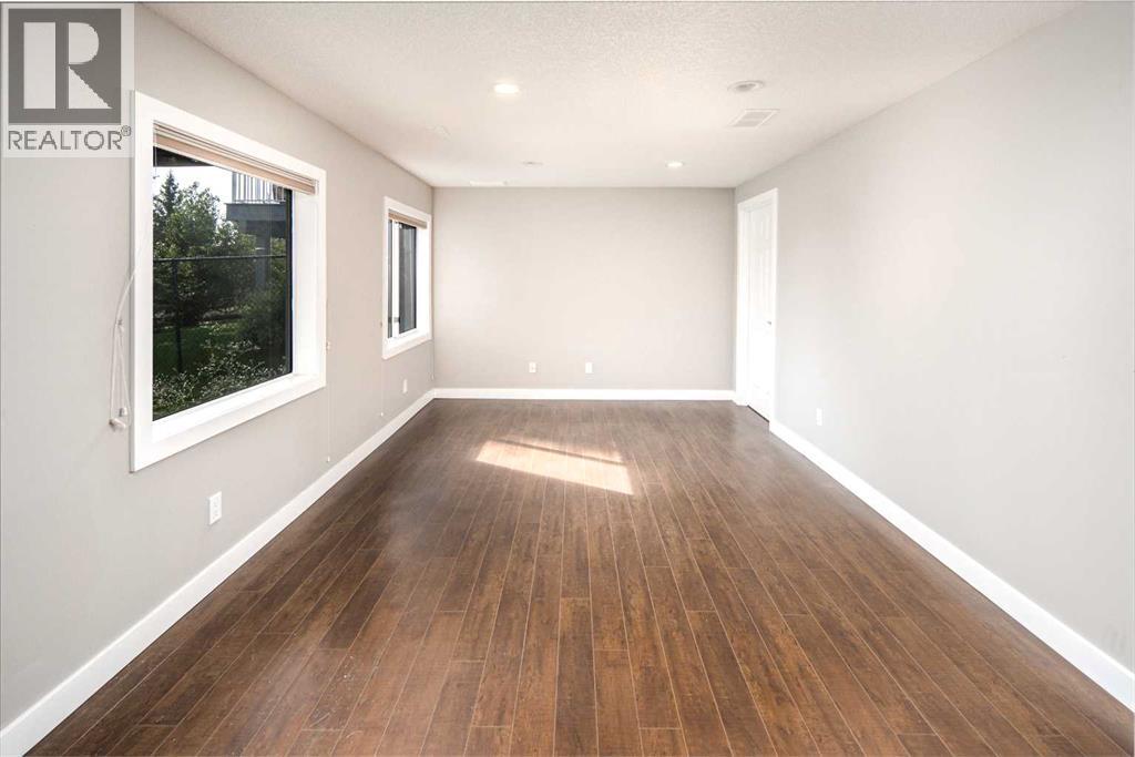 131 Edgebrook Close Nw Property Photo 29