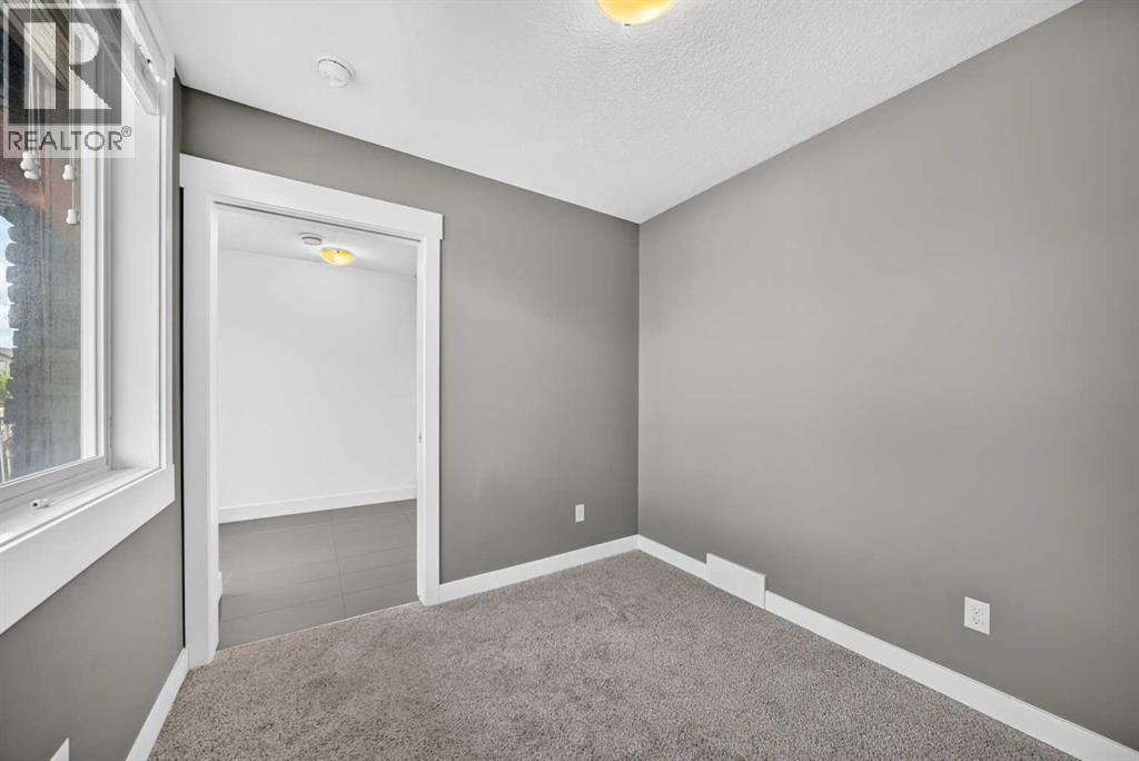 111 Rainbow Falls Gate Property Photo 40