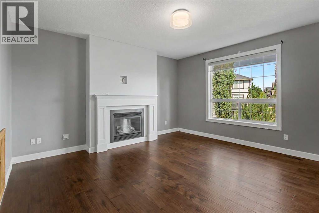 125 Williamstown Green Nw Property Photo 7