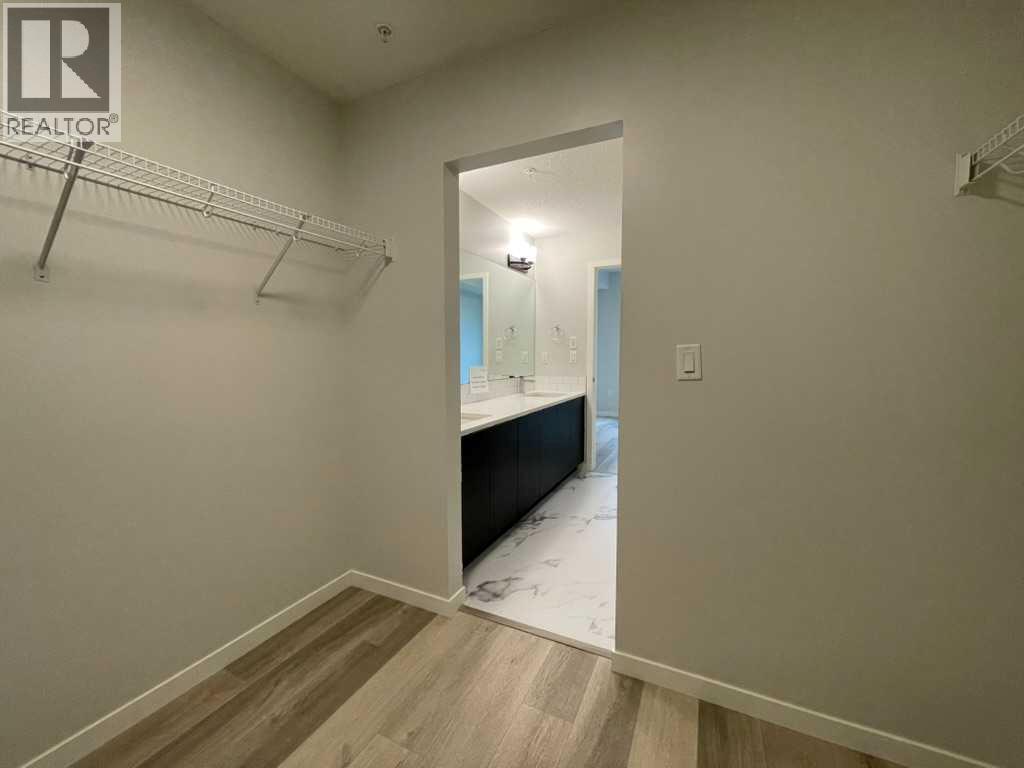 42 Cranbrook Gardens Southeast Property Photo 11