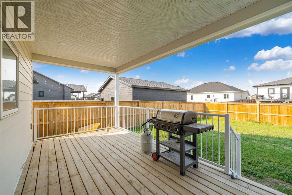 248 Westview Crescent W Property Photo 39