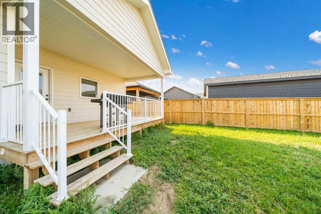 248 Westview Crescent W Property Photo 41