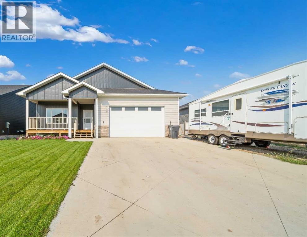 248 Westview Crescent W Property Photo 46