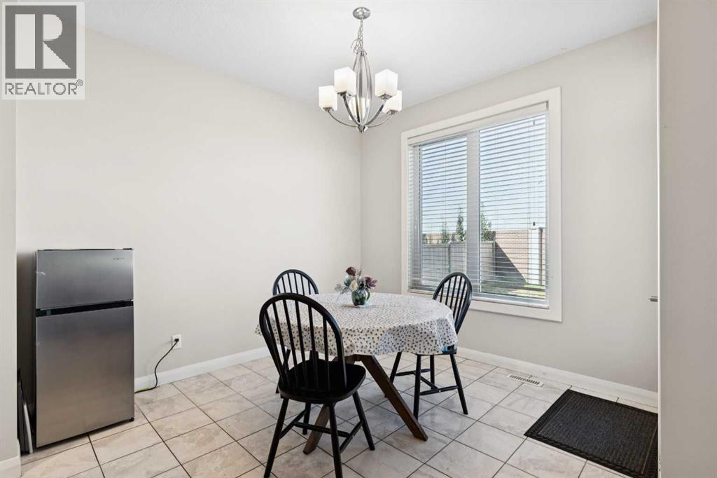 215 Redstone Heights Ne Property Photo 13