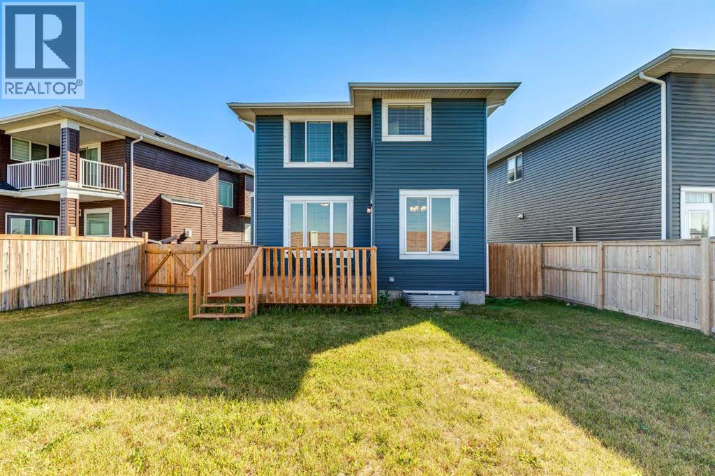 215 Redstone Heights Ne Property Photo 42