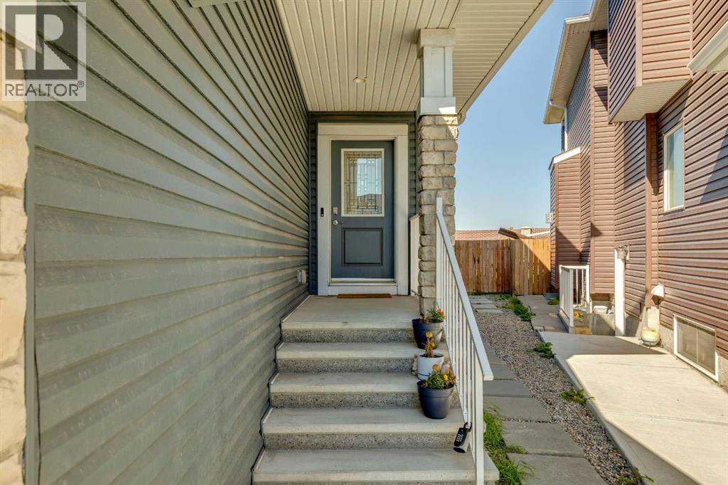 215 Redstone Heights Ne Property Photo 45