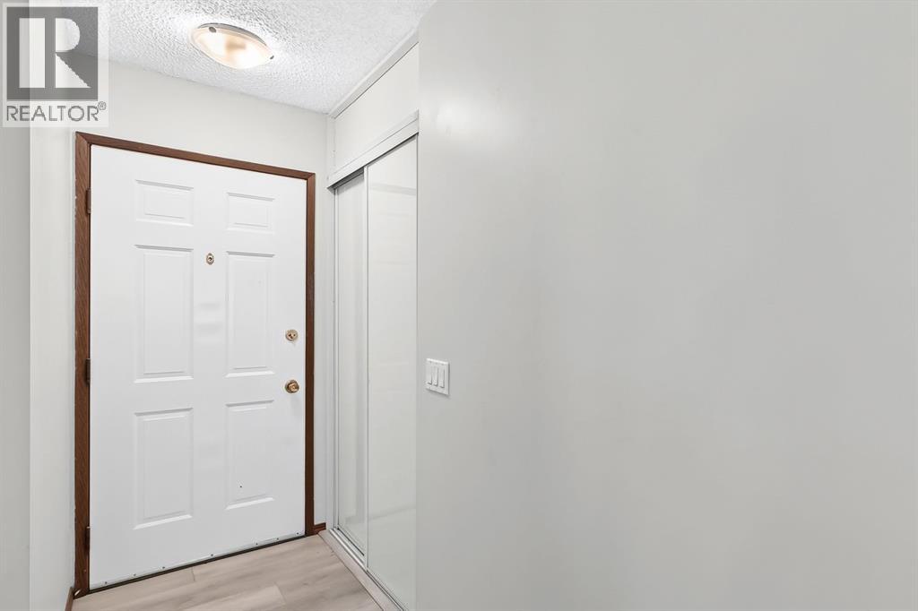 947 Maitland Way Ne Property Photo 2