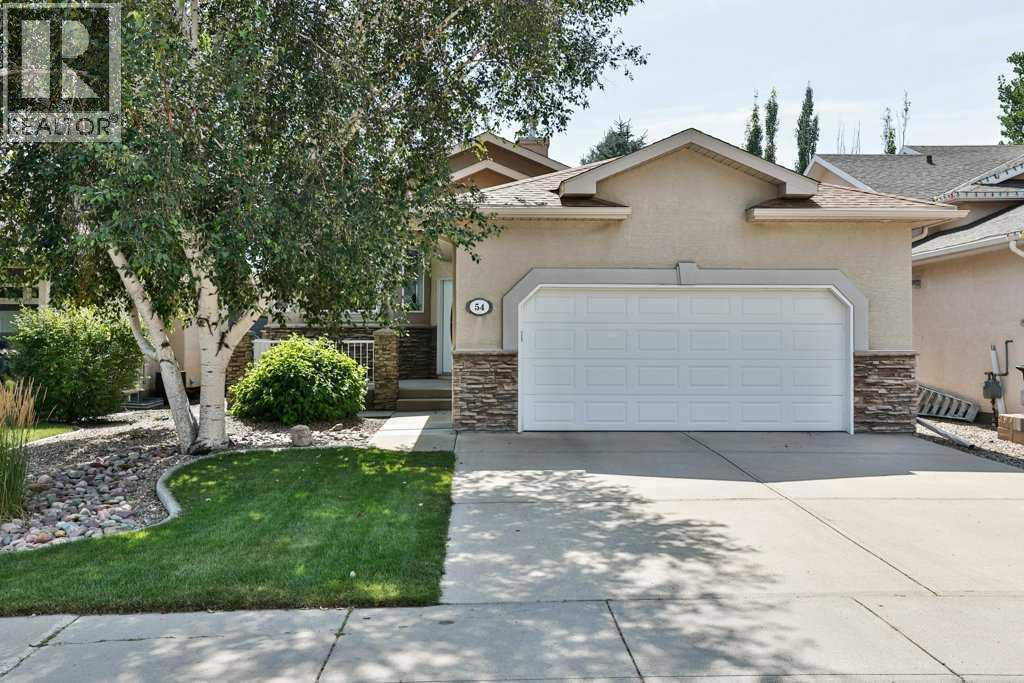 54 Rivercrest Court W Property Photo 1