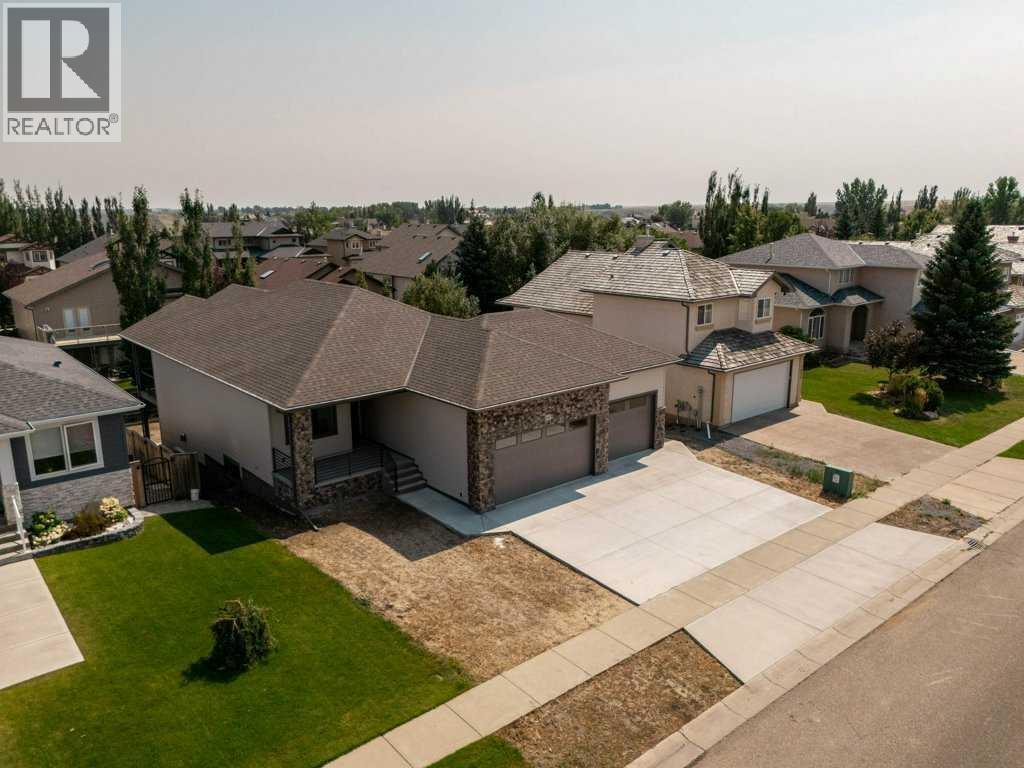 1027 Canyon Boulevard W Property Photo 1