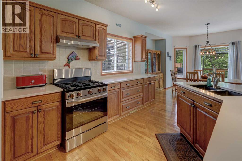 123 Hillview Road Property Photo 8