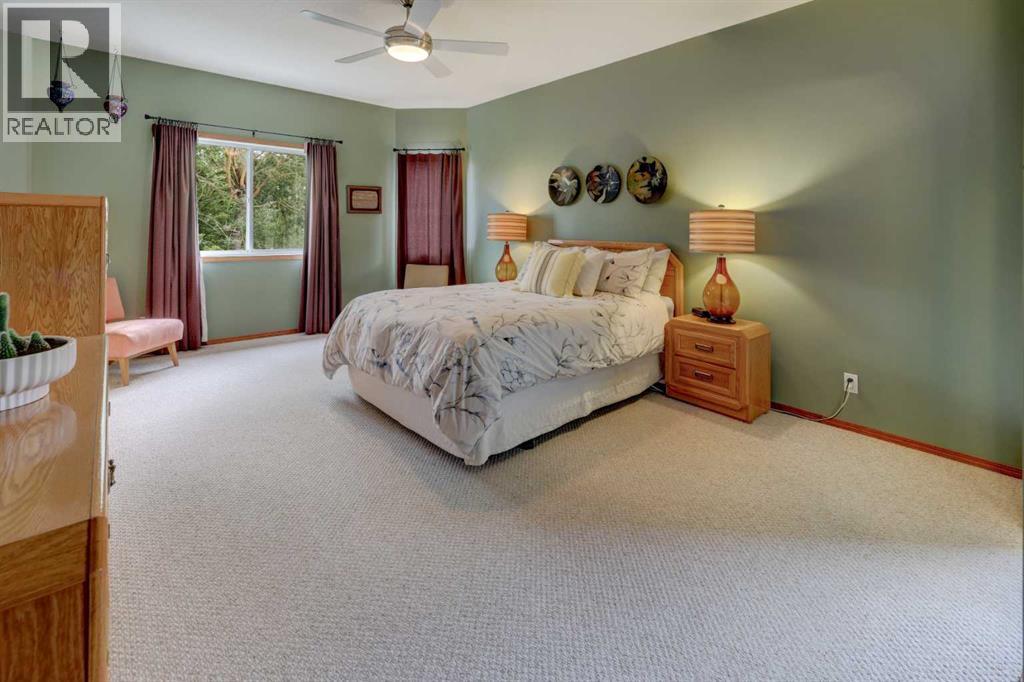 123 Hillview Road Property Photo 15