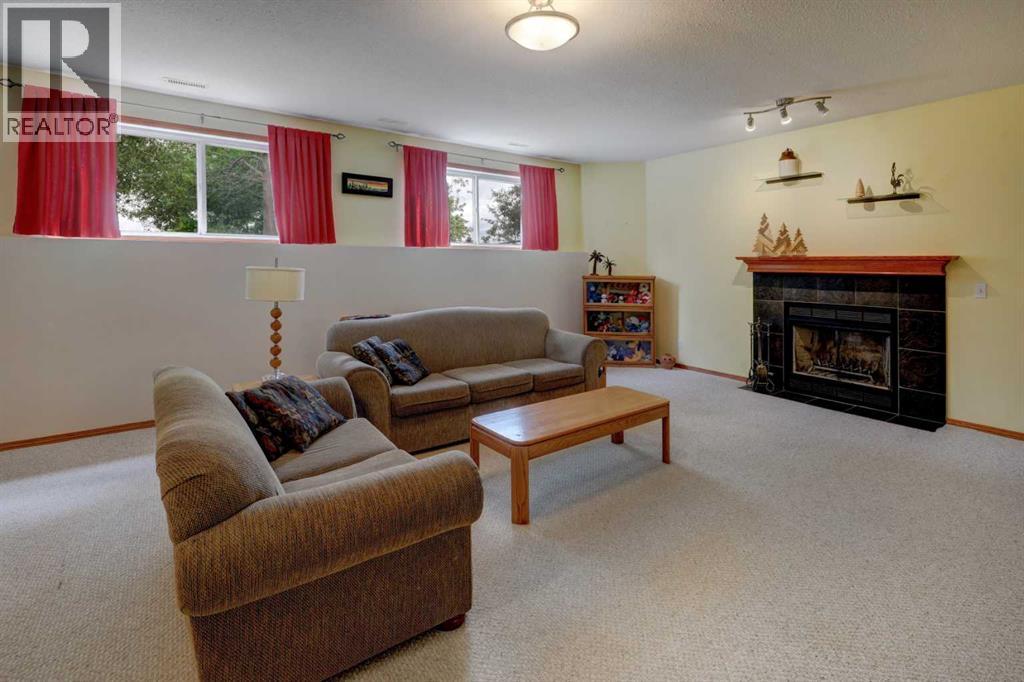 123 Hillview Road Property Photo 23