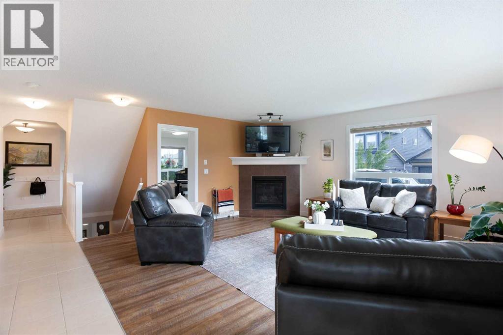 2 Kingston View Se Property Photo 6
