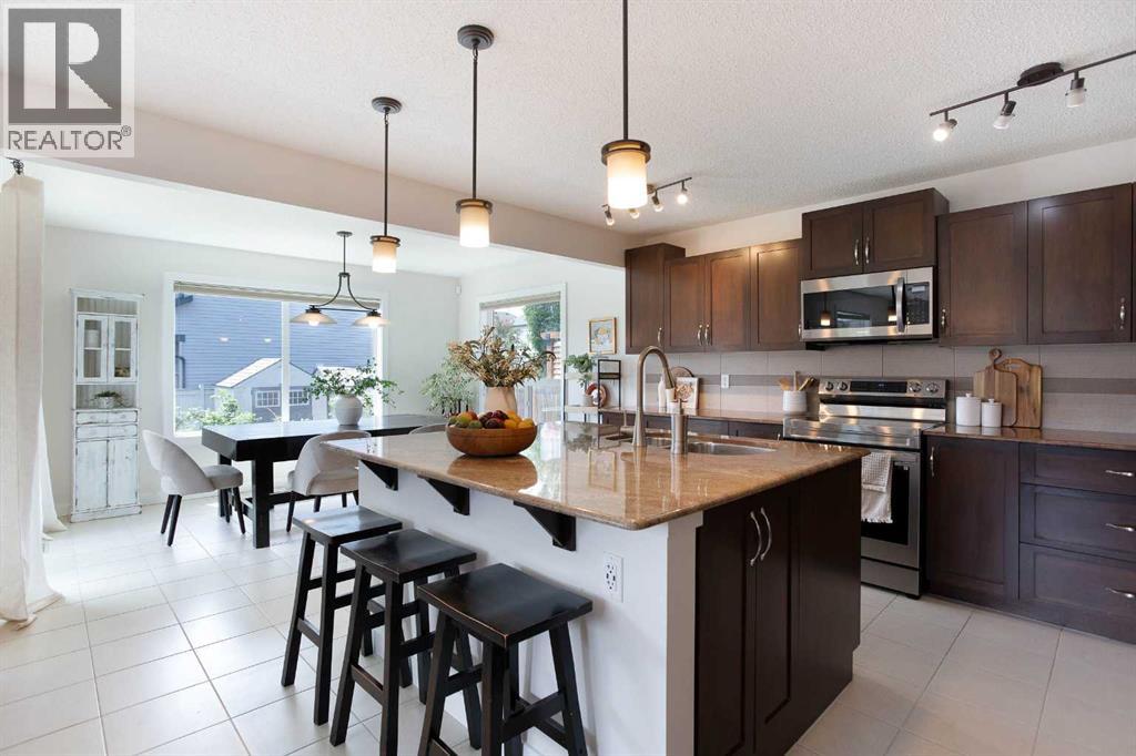 2 Kingston View Se Property Photo 8