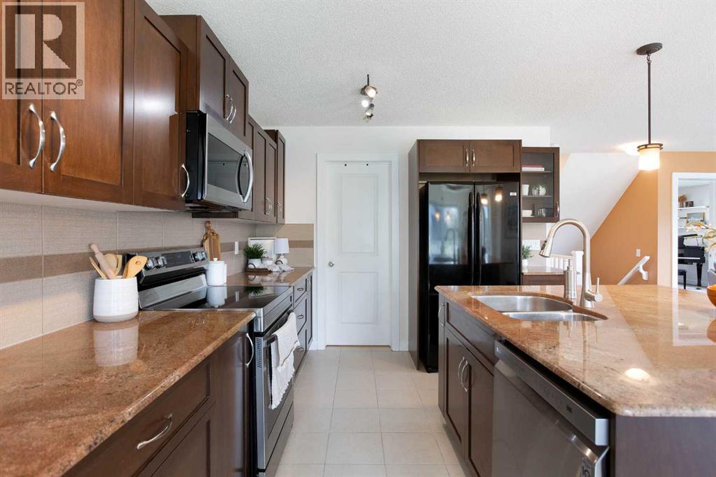 2 Kingston View Se Property Photo 11