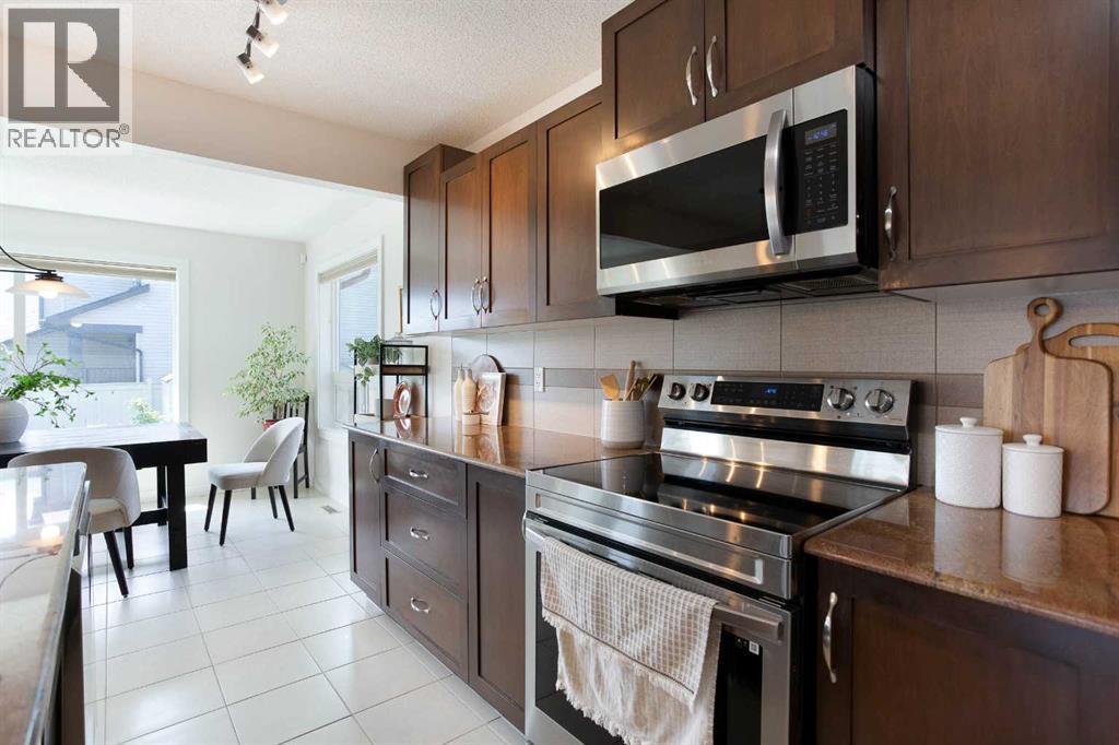 2 Kingston View Se Property Photo 12