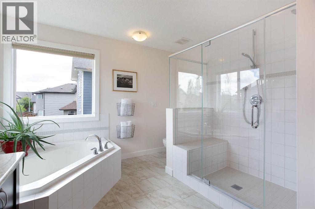 2 Kingston View Se Property Photo 24