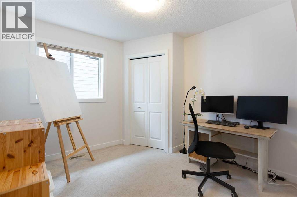 2 Kingston View Se Property Photo 27