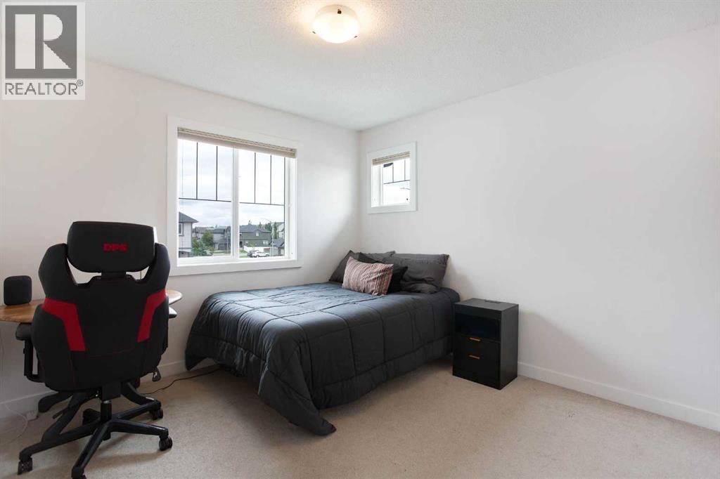 2 Kingston View Se Property Photo 31