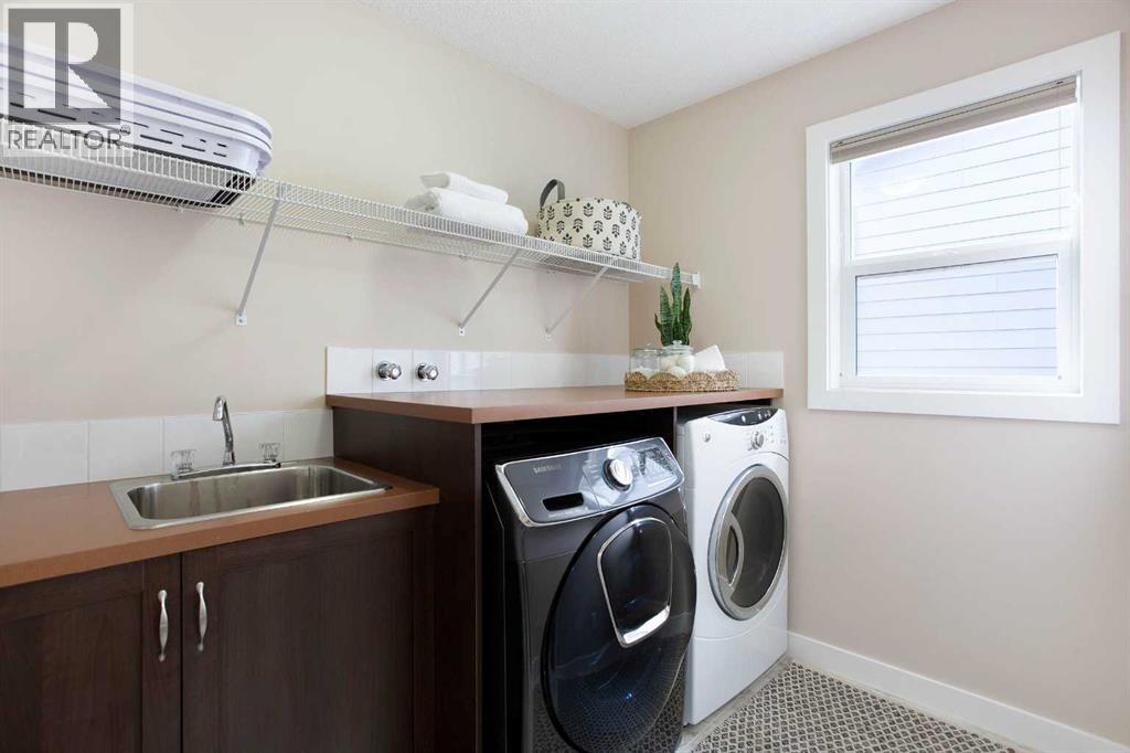 2 Kingston View Se Property Photo 33