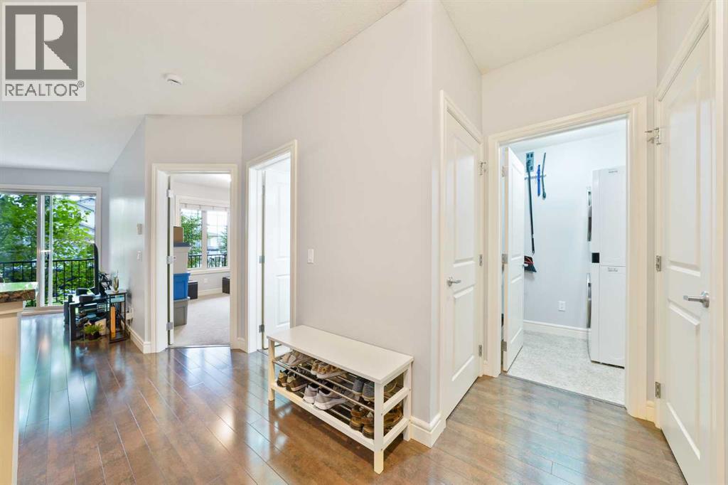 15 Sunset Square Property Photo 5
