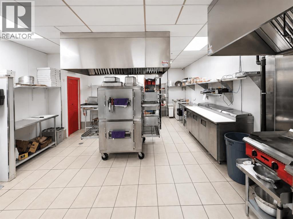A2338489 Property Photo 6