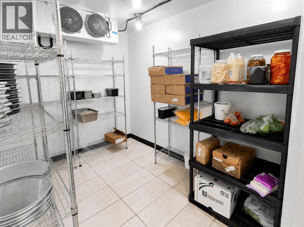 A2338489 Property Photo 11