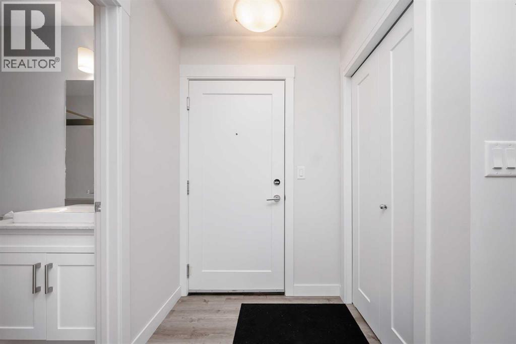 30 Walgrove Walk Southeast Property Photo 5