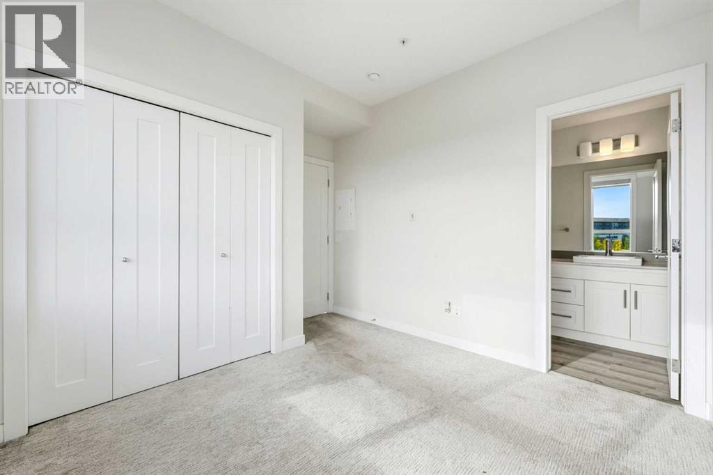 30 Walgrove Walk Southeast Property Photo 13