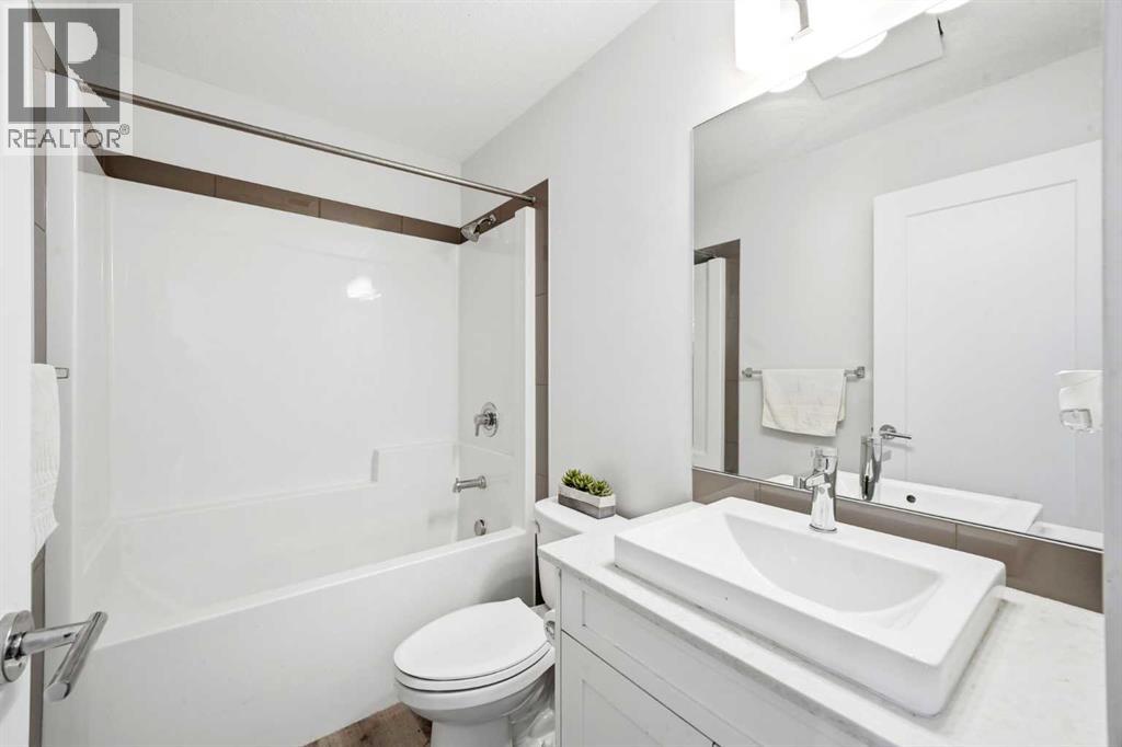 30 Walgrove Walk Southeast Property Photo 15